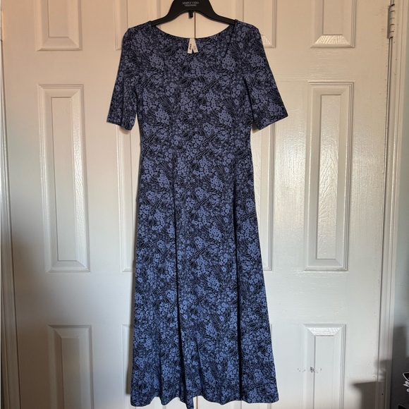 NWOT Pact Organic Cotton Navy Blue Fit & Flare Signature Scoop Dress Medium - Picture 2 of 4